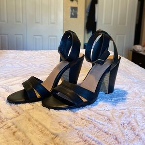 Torrid Sandal Ankle Strap Heels size 7WW